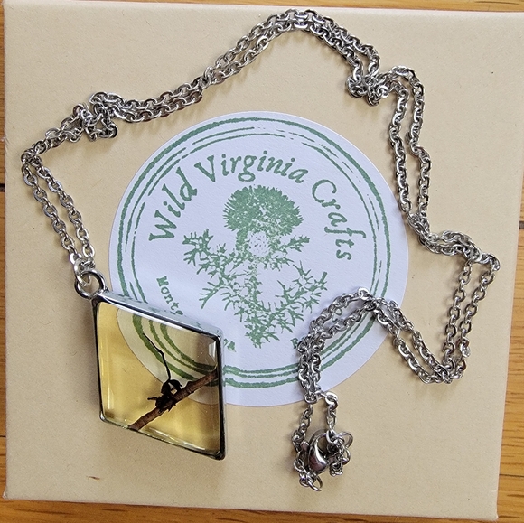 Wild Virginia Crafts Jewelry - NIB Handmade Zombie Ant Fungus Necklace
